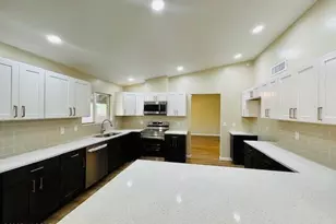 5268 E 17th St, Tucson, AZ 85711 - Photo 1
