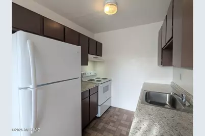 3016 N Edith Boulevard, Tucson, AZ 85712 - Photo 1