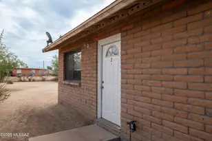 1514 N Hualpai Rd, Tucson, AZ 85745 - Photo 1