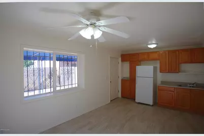 3802 E 32nd Street #B, Tucson, AZ 85713 - Photo 1