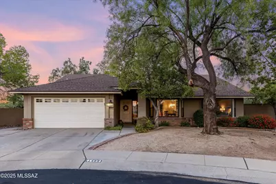 1488 W Oak Shadows Drive, Oro Valley, AZ 85737 - Photo 1