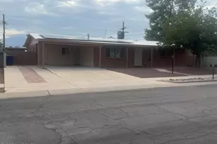 896 N Bedford Dr, Tucson, AZ 85710 - Photo 1