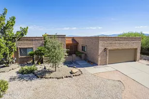 1800 W Camino Urbano, Green Valley, AZ 85622 - Photo 1
