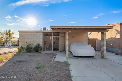 7003 N Starview Drive, Tucson, AZ 85741 - Photo 1