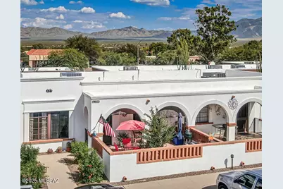 189 S Paseo Pena #C, Green Valley, AZ 85614 - Photo 1