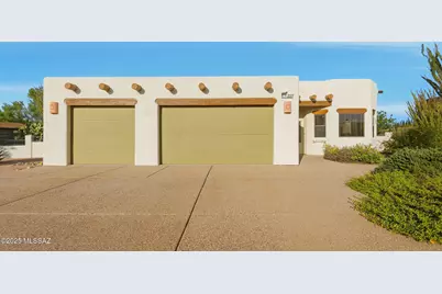 227 S Montgomery Avenue, Corona de Tucson, AZ 85641 - Photo 1