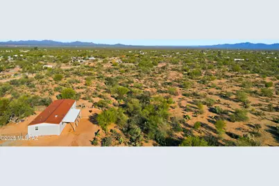 11450 S Cherokee Lane, Tucson, AZ 85736 - Photo 1