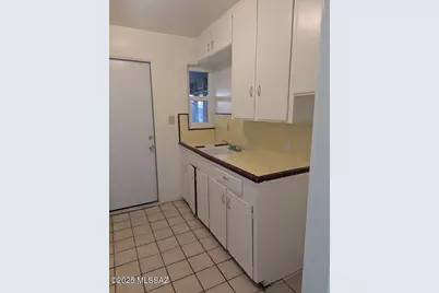 417 E Lester Street, Tucson, AZ 85705 - Photo 1