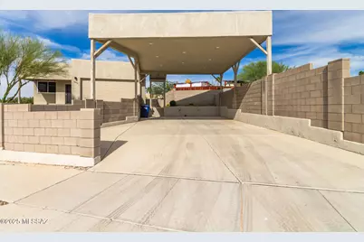 9605 E 31st Street, Tucson, AZ 85748 - Photo 1