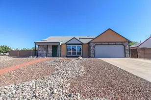 10501 E Breckinridge Dr, Tucson, AZ 85730 - Photo 1