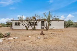 6810 W Kay Lynn Dr, Tucson, AZ 85735 - Photo 1