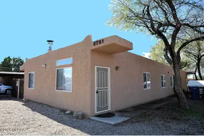2721 N Dodge Boulevard, Tucson, AZ 85716 - Photo 1