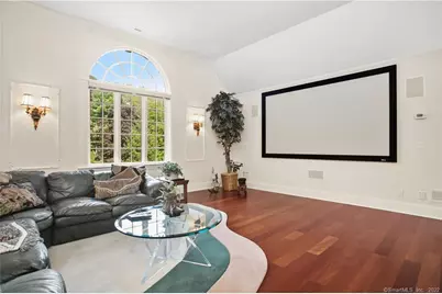 26 Pequot Lane, New Canaan, CT 06840 - Photo 32