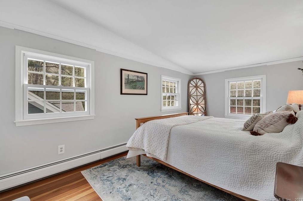 275 Wewaka Brook Rd, Bridgewater CT  06752-1714 exterior