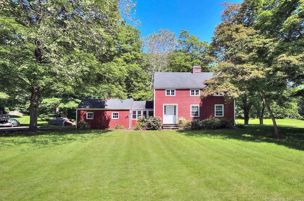 56 Lyons Plains Rd, Westport CT  06880-1305 exterior