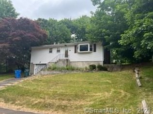 12 Mueller Dr, New Haven, CT 06514 exterior