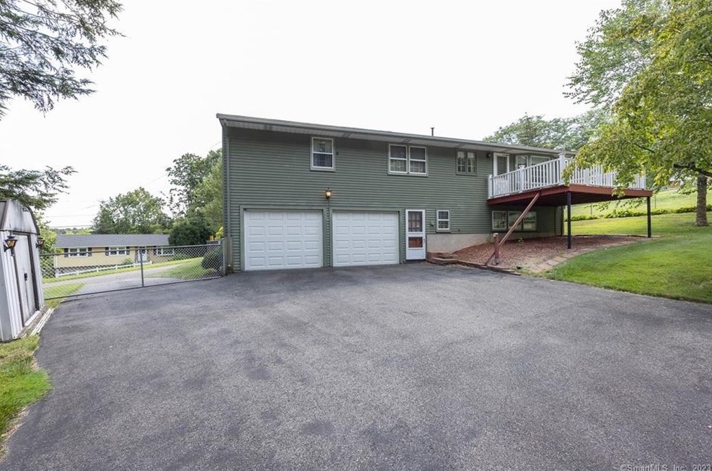 61 Somer Dr, Meriden, CT 06451 exterior