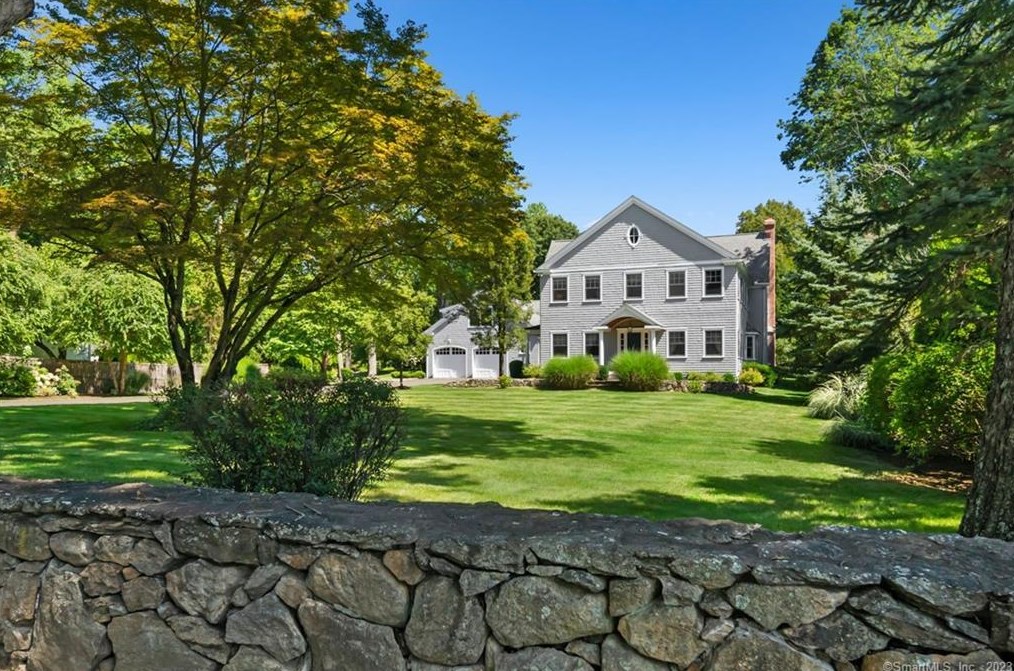 1022 Silvermine Rd, New Canaan, CT 06840