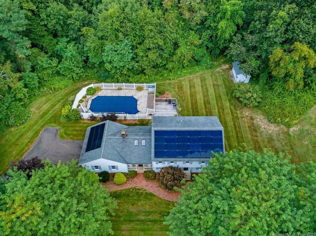 140 Barstow Ln, Tolland, CT 06084-2547