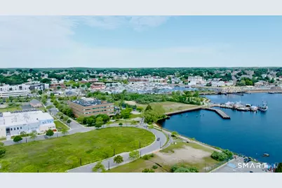 1 Chelsea Street, New London, CT 06320 - Photo 6