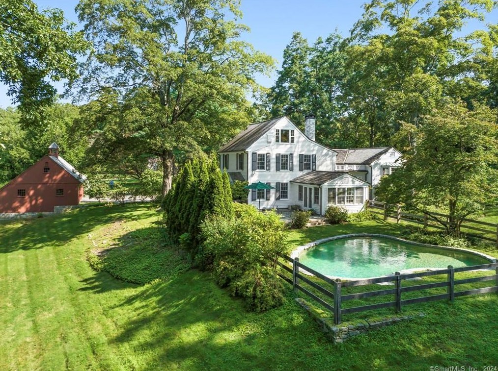 391 Weed St, New Canaan, CT 06840