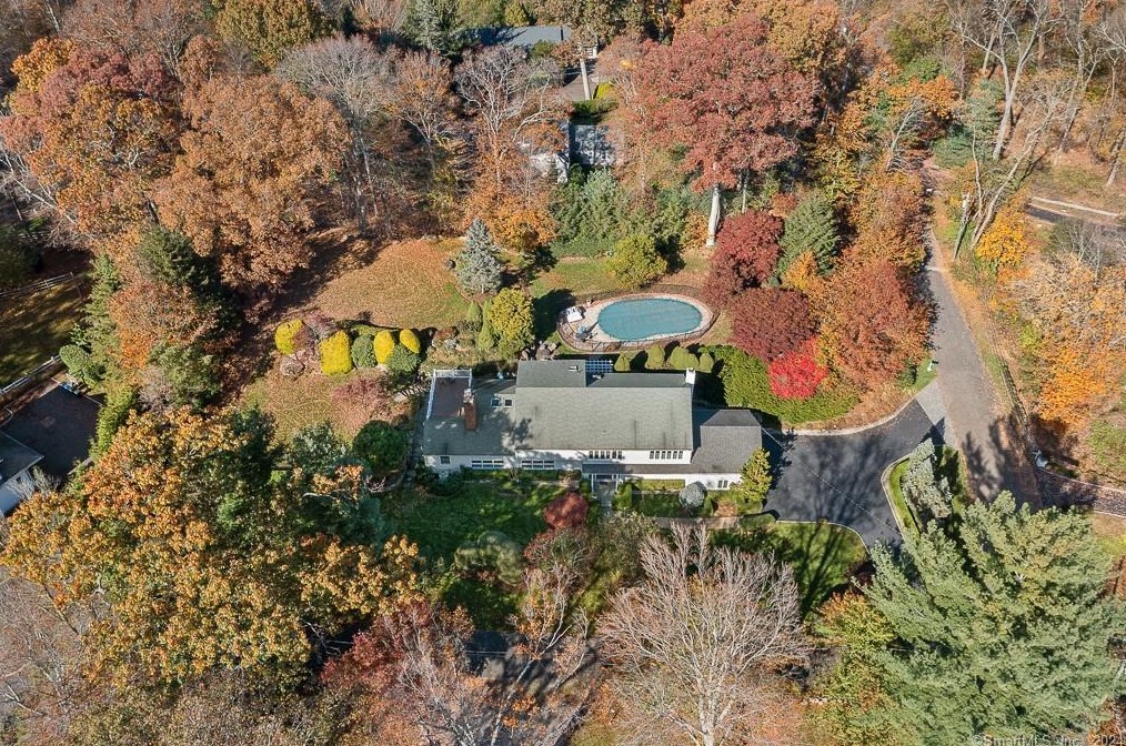 14 Side Hill Rd, Westport, CT 06880 exterior