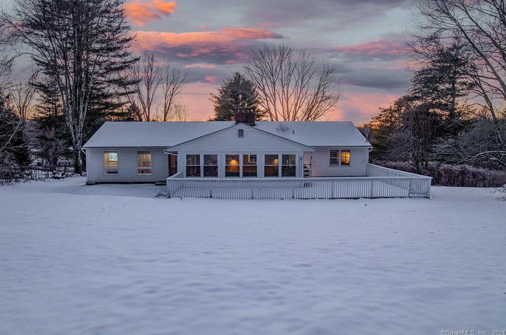 4 Edmond Rd, Bethel, CT 06801 exterior