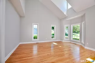 634 Thoreau Cir, Windsor, CT 06095 - Photo 6