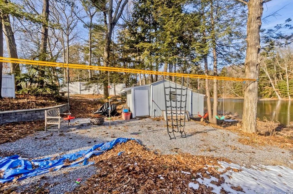 400 Salmon Brook St, Granby CT  06035-1400 exterior