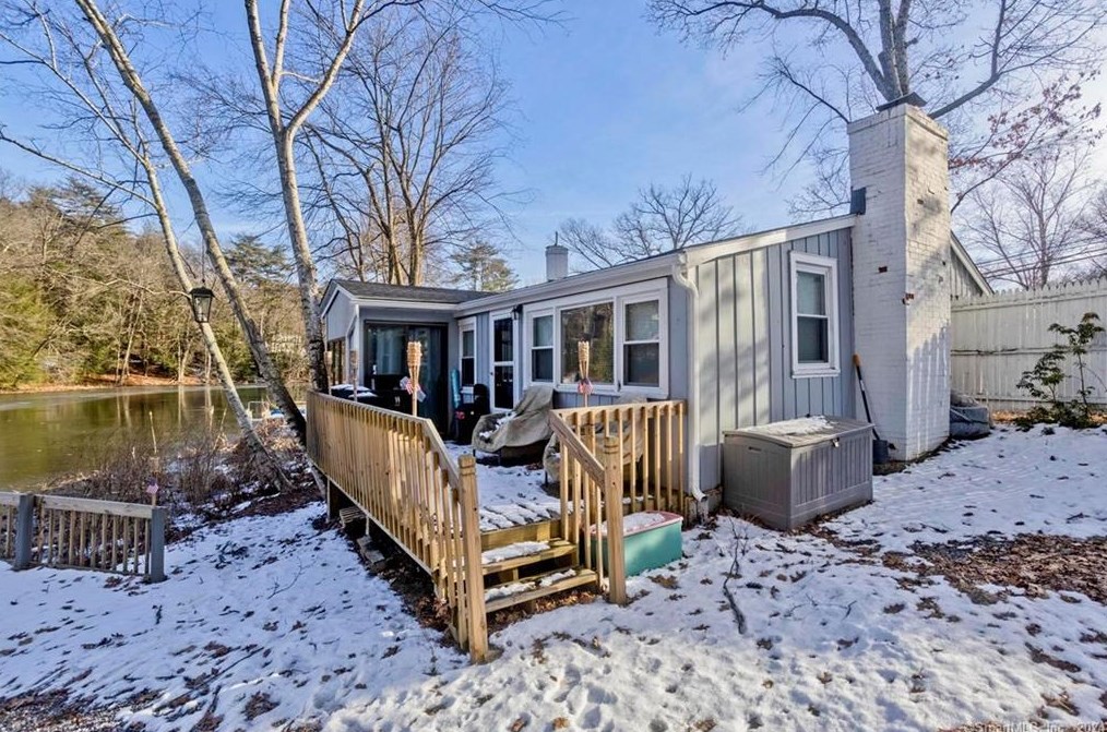 400 Salmon Brook St, Granby CT  06035-1400 exterior
