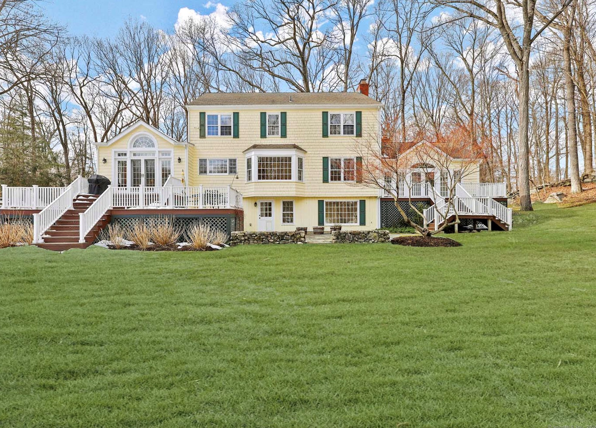 870 Silvermine Rd, New Canaan, CT 06840-4332