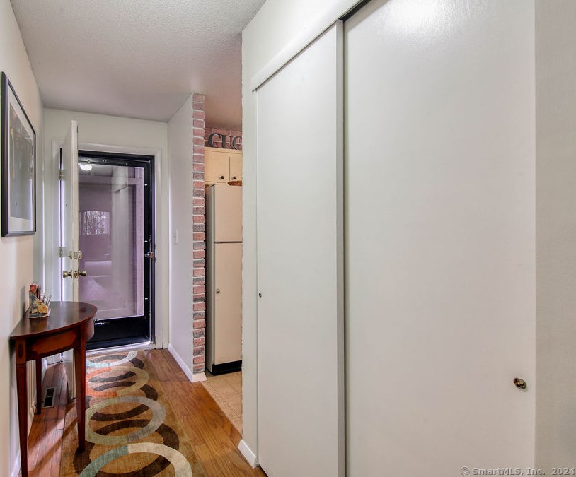 155 Webster Ct, Hartford, CT 06111 exterior
