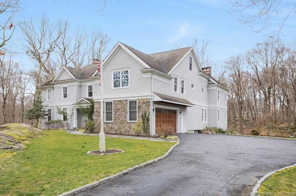6 Woods End Ln, Weston, CT 06883 exterior