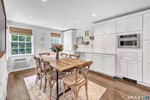 25 Plymouth Ave, Trumbull, CT 06611 - Photo 12