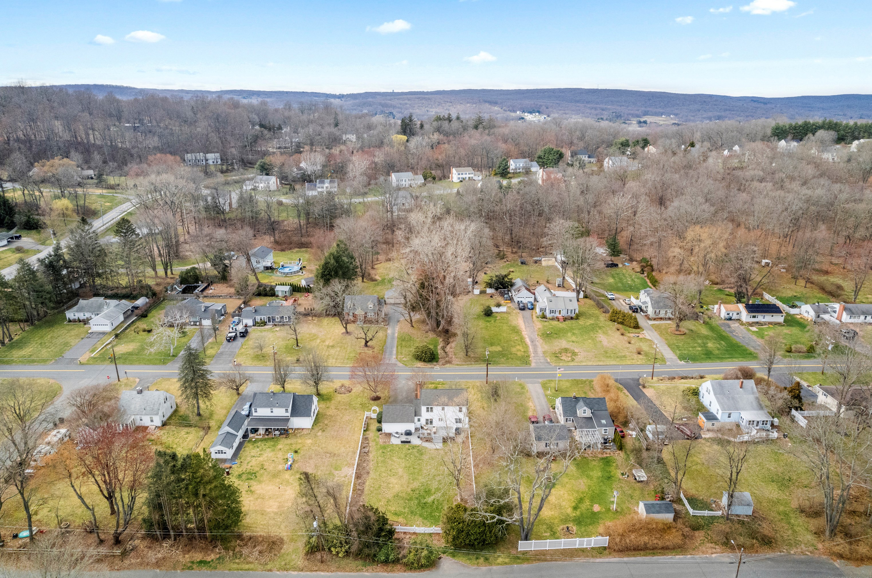 1058 Peck Ln, Cheshire, CT 06410