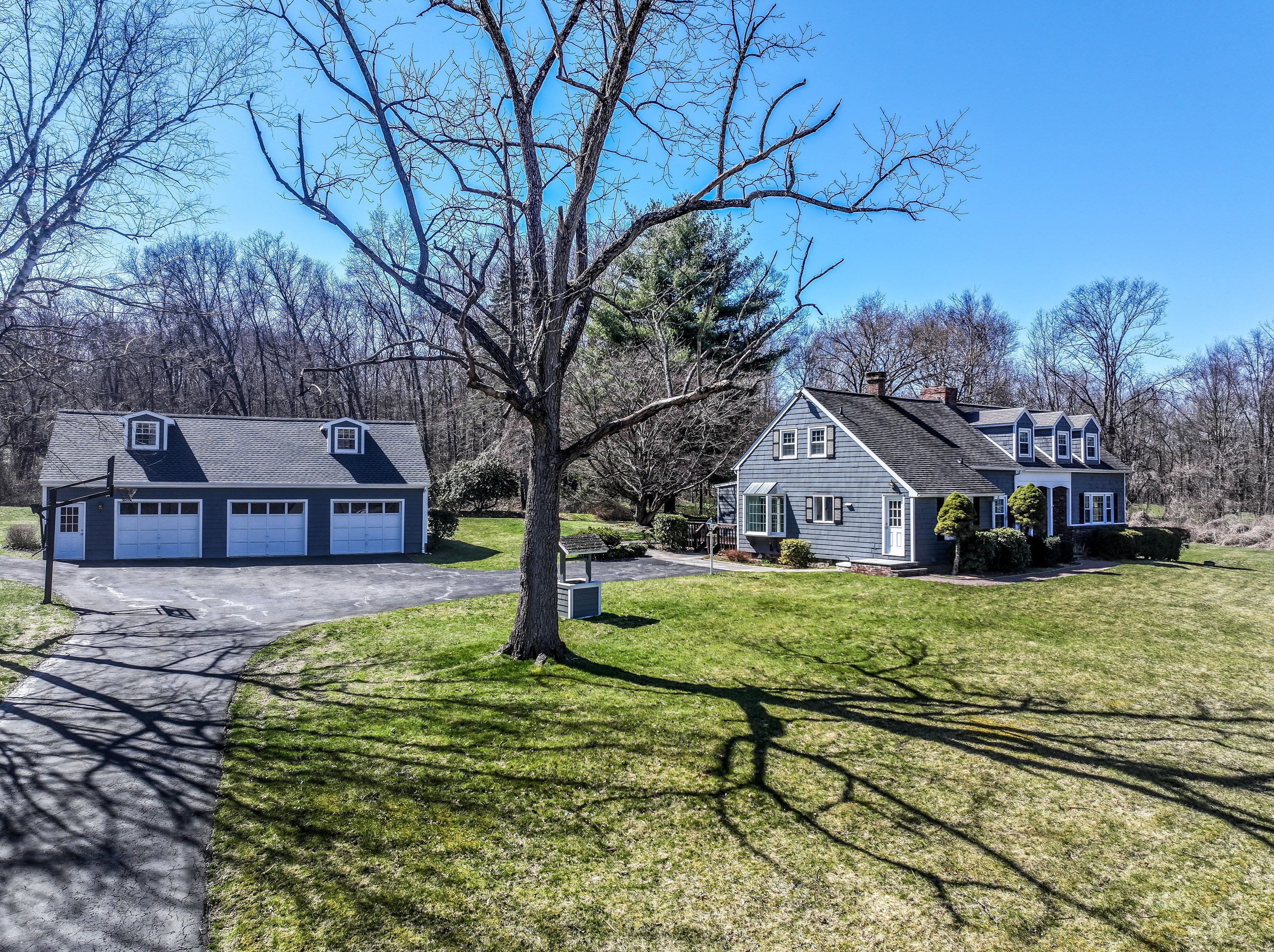 7 Fleetwood Ln, Brookfield Center, CT 06804 exterior