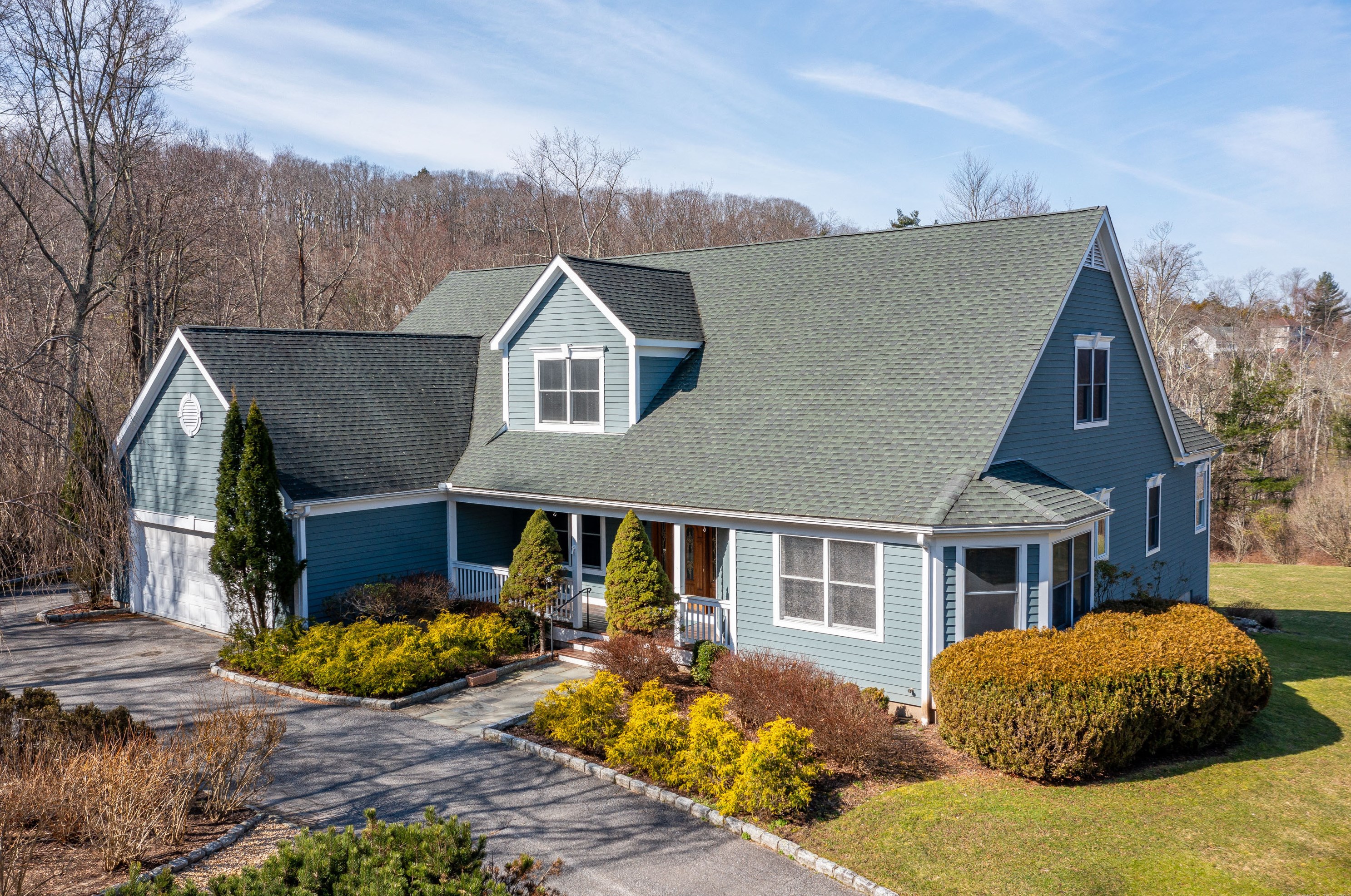 9 Premium Point Ln, Brookfield Center, CT 06804 exterior