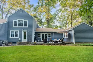 36 Hayes Ln, Ridgefield, CT 06877 - Photo 2