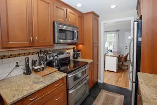 36 Hayes Ln, Ridgefield, CT 06877 - Photo 12