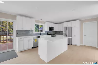 111 Old Ellington Rd, East Windsor, CT 06016 - Photo 6