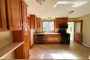 341 Center Rd, Vernon, CT 06066 - Photo 8