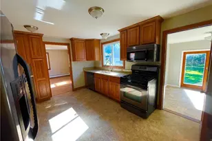 341 Center Rd, Vernon, CT 06066 - Photo 4