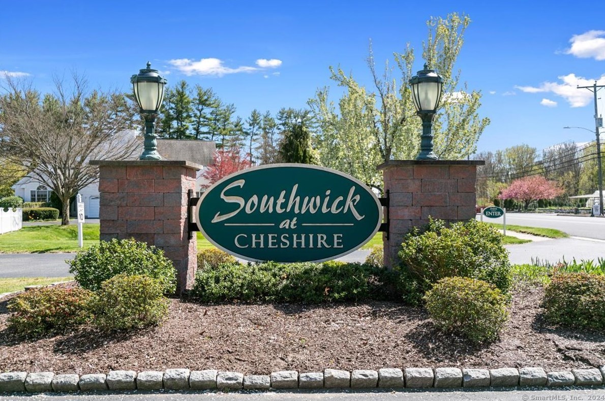 40 Southwick Ct #310, Cheshire, CT 06410