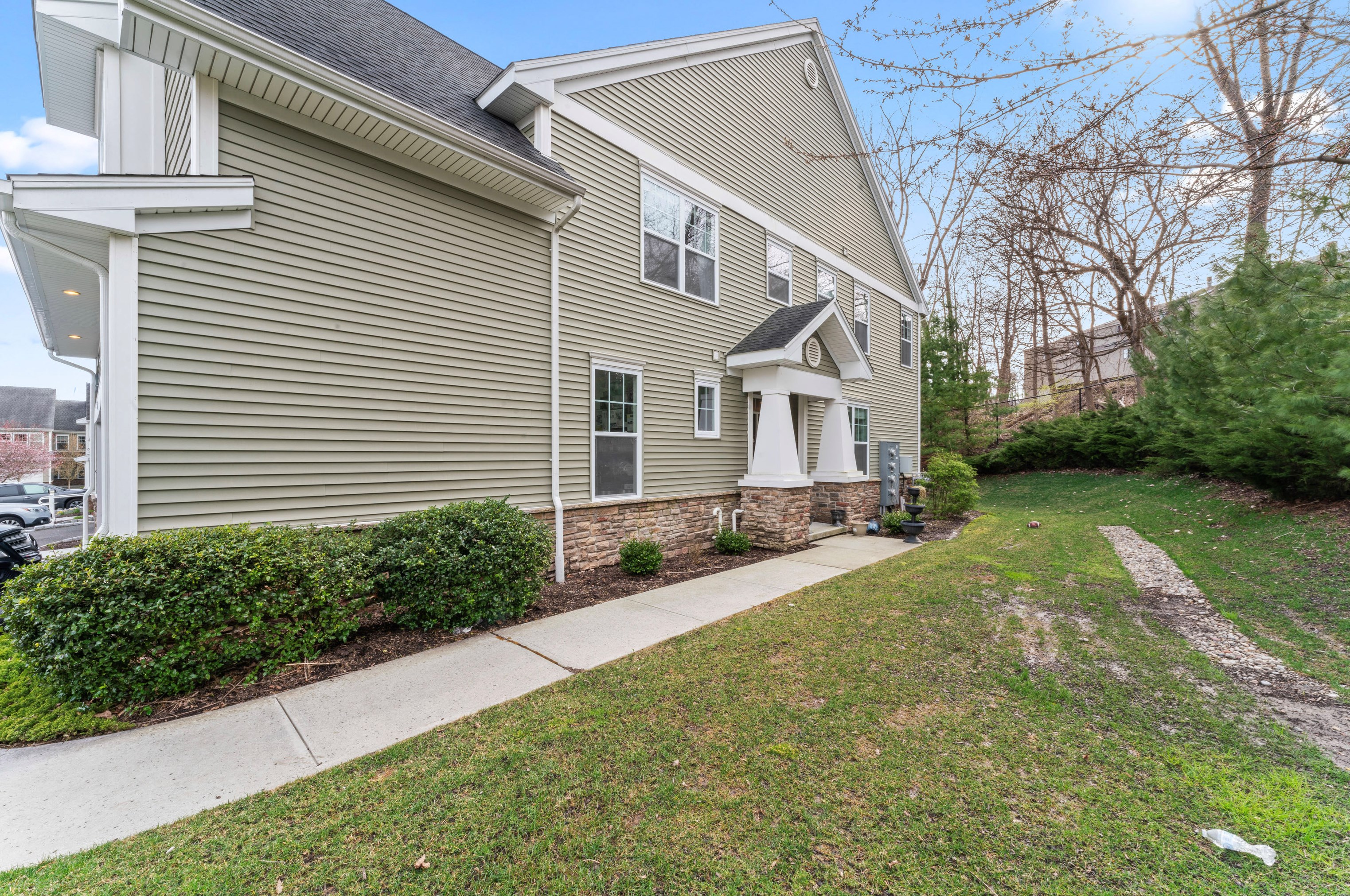 12 Bristol Terrace #12, Danbury, CT 06810