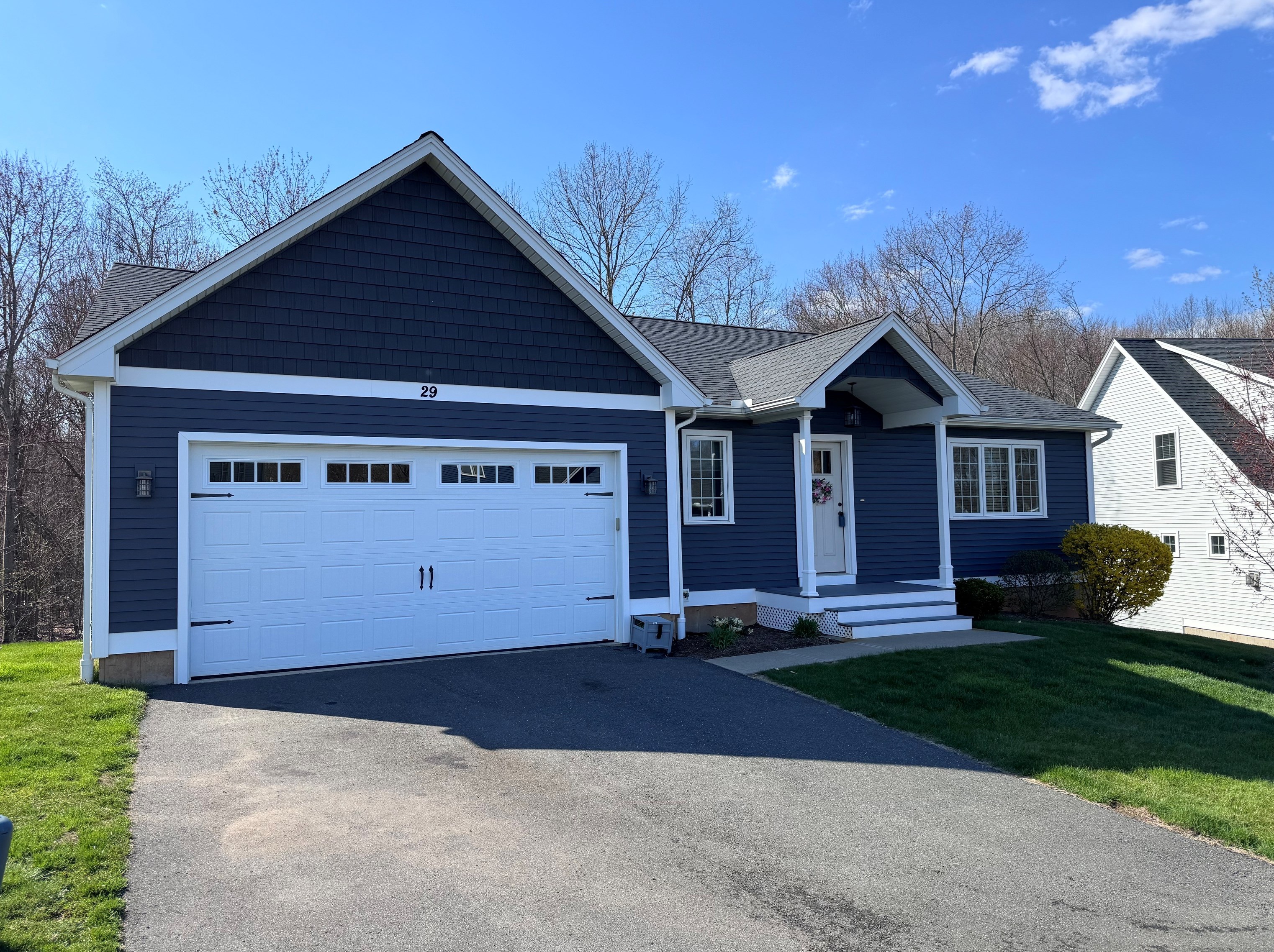 29 Chapman Chase #29, Windsor Locks, CT 06096