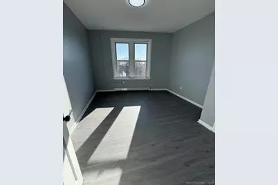 511 East Main Street, Bridgeport, CT 06608 - Photo 2