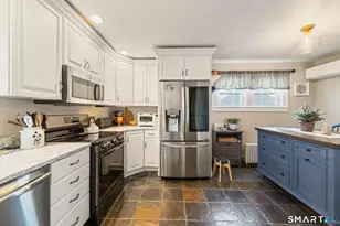 101 Vincent Rd, Bristol, CT 06010 - Photo 16