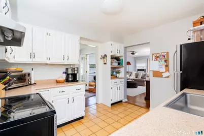 13 Ledge Lane, Stamford, CT 06905 - Photo 16