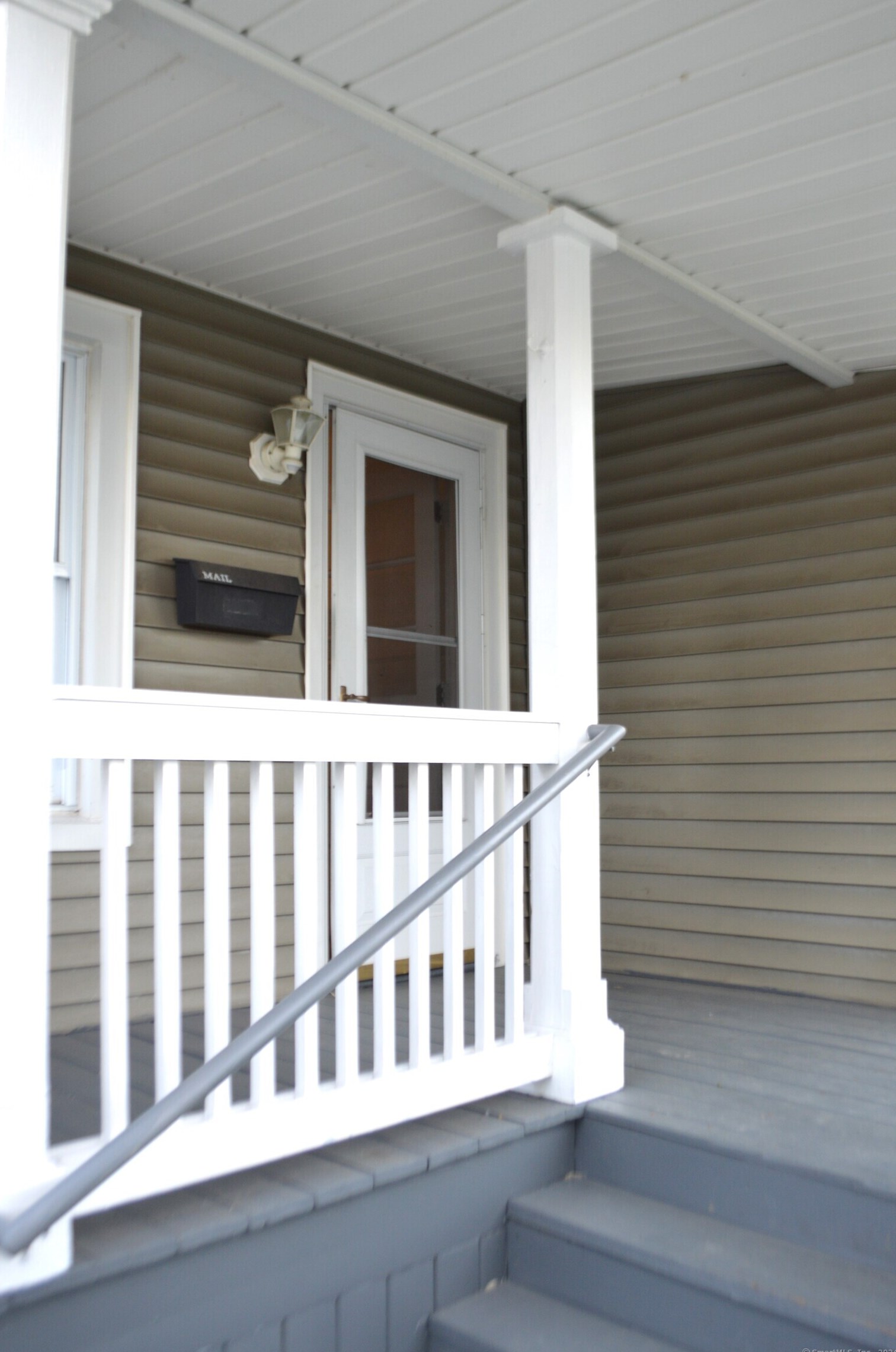 32 Park Ave #1st Floor Right, Danbury, CT 06810