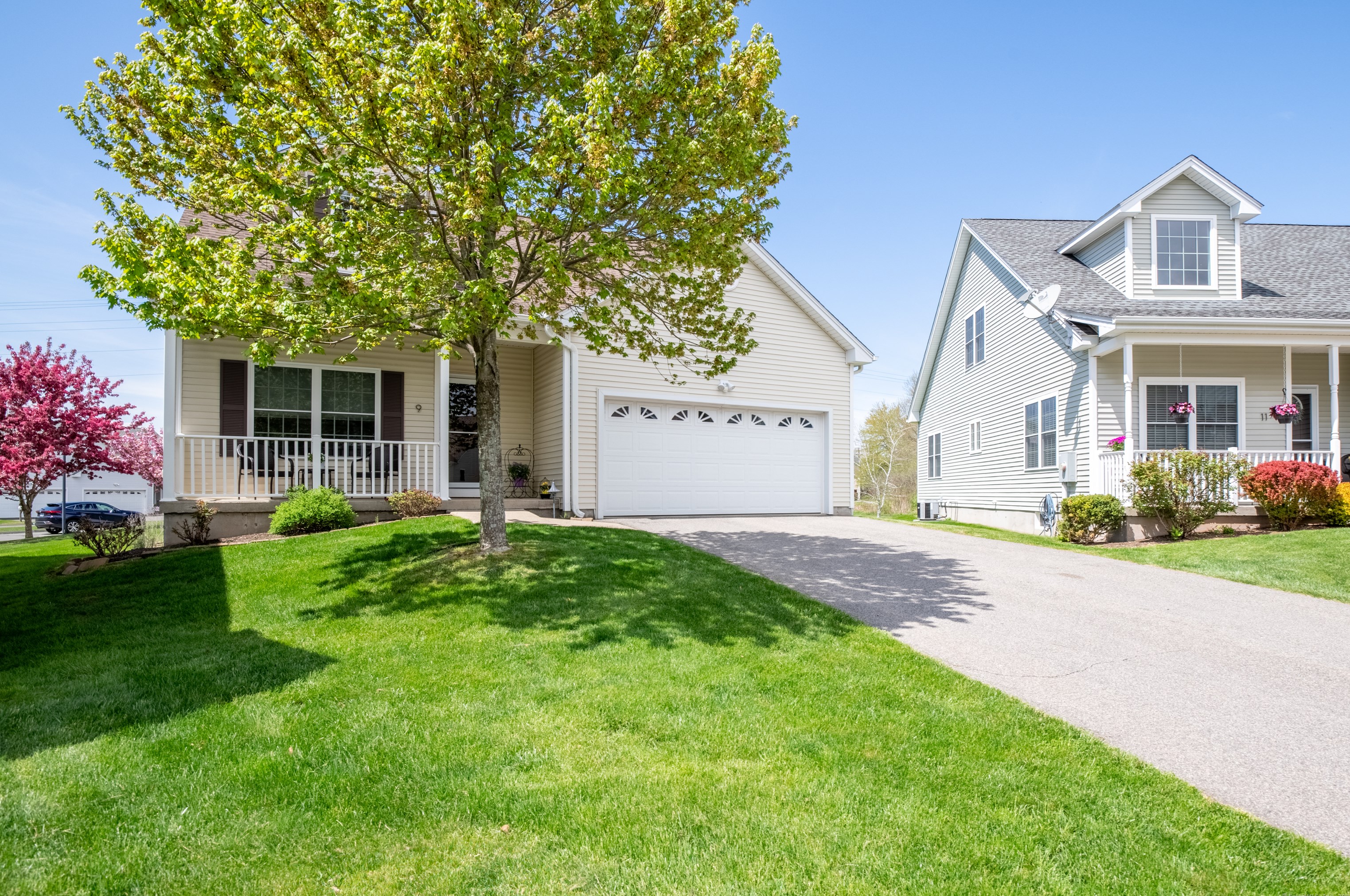 9 Fairfield Ct, Glastonbury, CT exterior